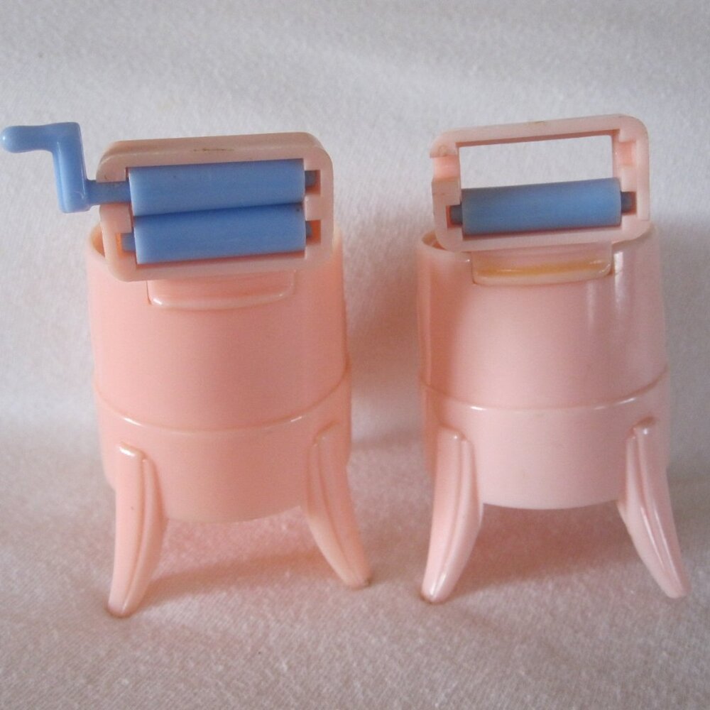 Doll House Miniature: Renwal Pink Ringer Washing Machine - Model #31 lot of 2 - Picture 2 of 3